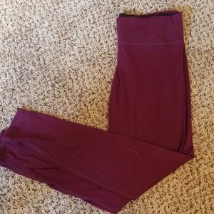 VS Pink Maroon Leggings